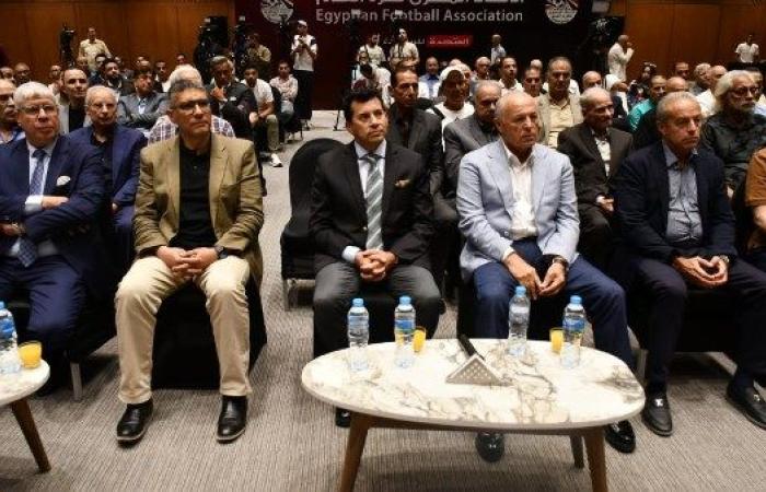 وزير الشباب والرياضة يشهد حفل تكريم أساطير حراس المرمى بالكرة المصرية