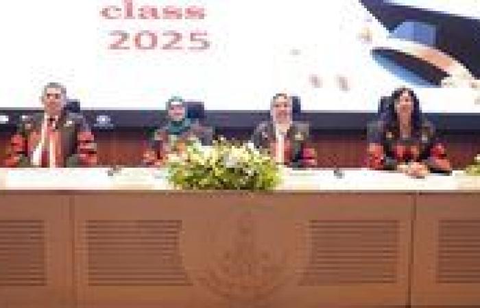 "صيدلة عين شمس" تحتفل باليوبيل الفضي وتخريج الدفعة الـ25 
