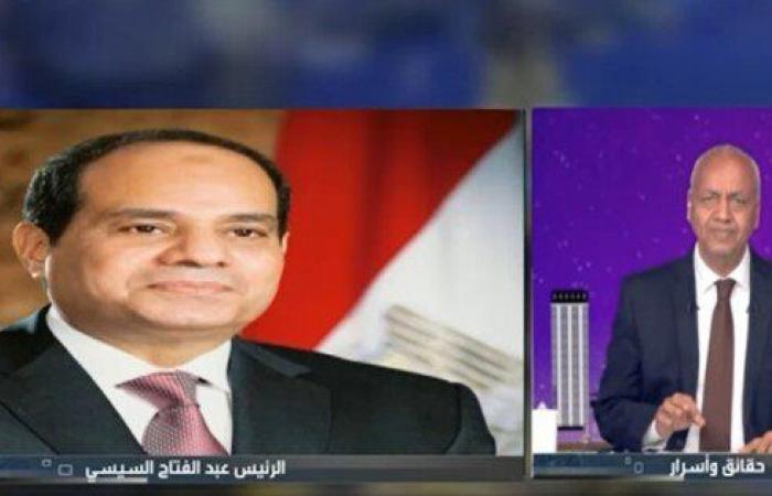 مصطفى بكري: الرئيس يقاتل علانية بينما تظهر حوله الأشواك في الخفاء