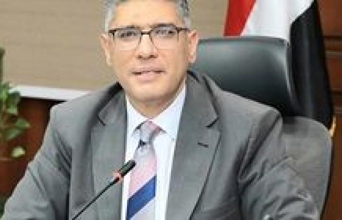 محافظ الجيزة يعلن بدء تطبيق المواعيد الشتوية لفتح وغلق المحال العامة