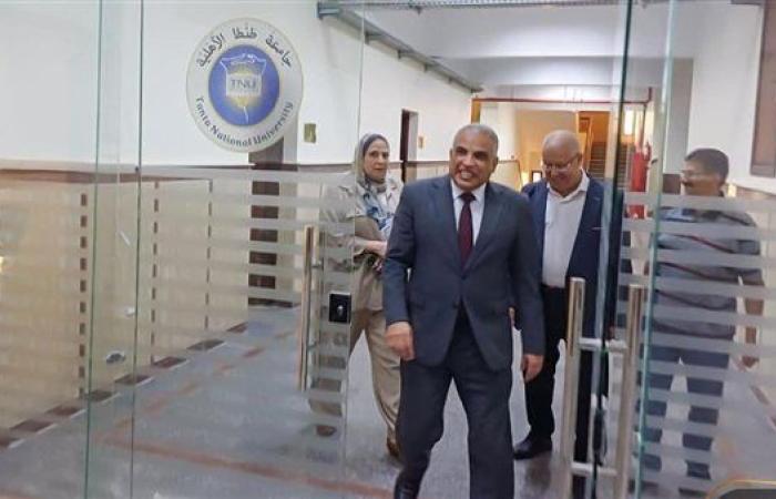 استعداداً لبدء الدراسة غدا …  الدكتور محمد حسين يجري جولة تفقدية بجامعة طنطا الأهلية