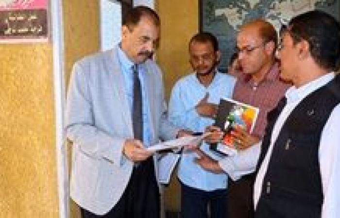 محافظ سوهاج يتفقد مستوى الخدمات المقدمة للمواطنين بعدد من المدارس والمصالح الحكومي