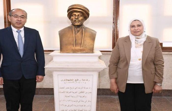جامعة عين شمس تنظم محاضرة عن دور الذكاء الاصطناعي في تدريس اللغات والعلوم الإنسانية بكلية الألسن