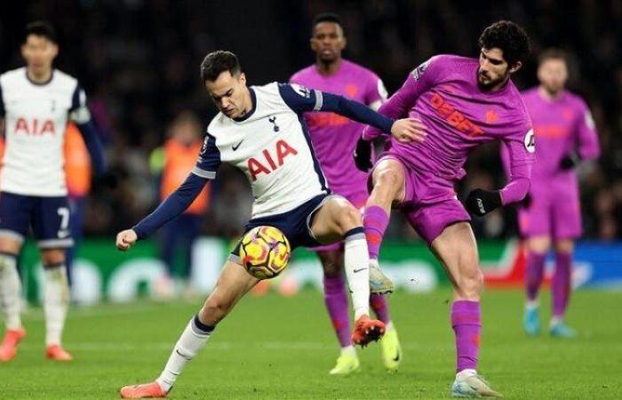 توتنهام وولفرهامبتون يتعادلان 1-1 في الدوري الإنجليزي الممتاز