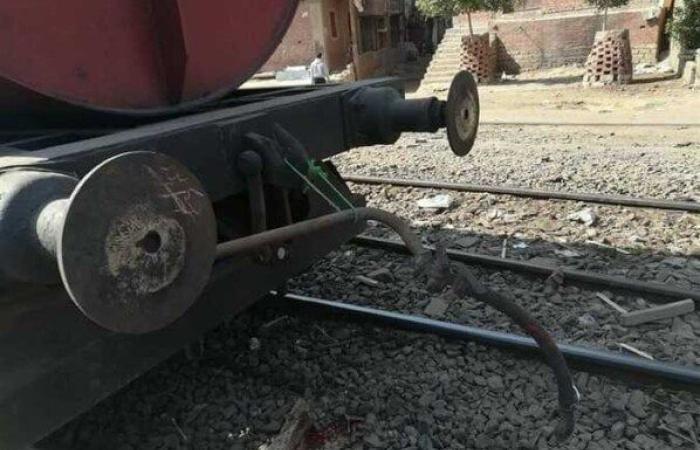 عاجل.. خروج عربات من قطار بضائع عن القضبان فى بنى سويف