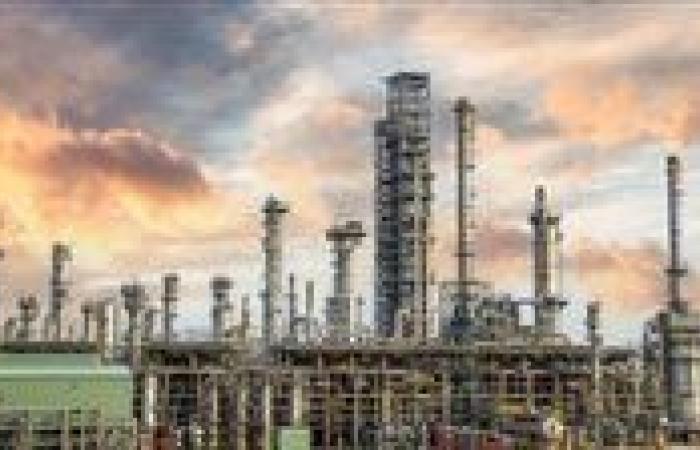 تراجع أسعار النفط مع استئناف صادرات كردستان وخطط «أوبك+» لزيادة الإنتاج