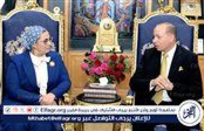 رئيس جامعة المنصورة يستقبل المستشارة أمل عمار في زيارة