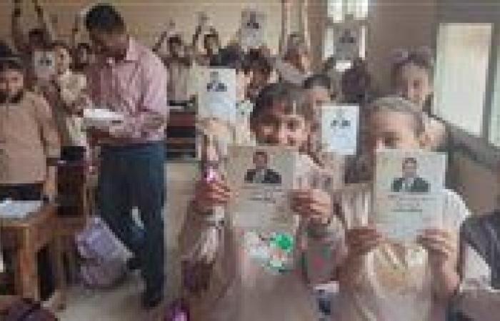 استبعاد مدير مدرسة بالمنوفية بعد تداول صور دعائية لمرشح برلماني داخل الفصل