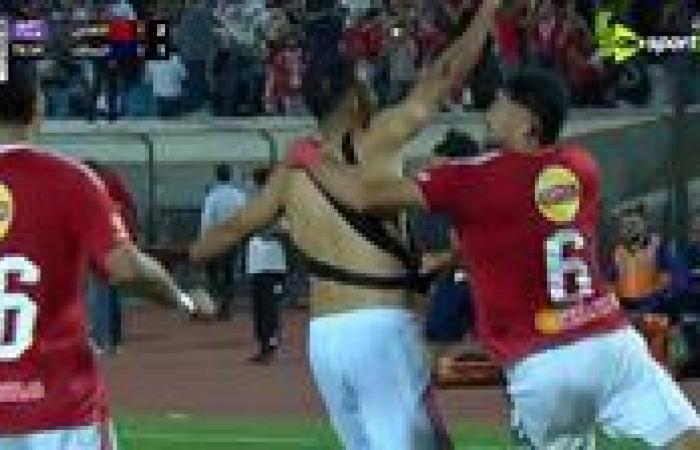 al ahly vs zamalek.. الأهلي يتقدم على الزمالك (2-1)