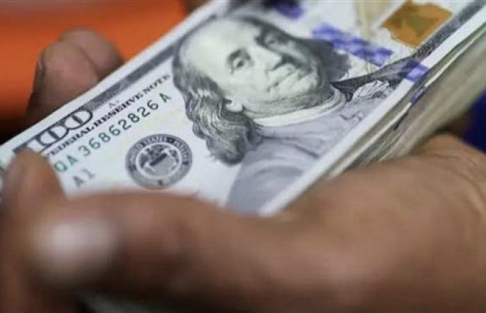 عاجل.. سعر الدولار اليوم في البنوك الحكومية والخاصة (آخر تحديث)