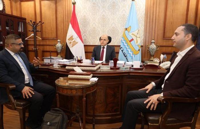 محافظ كفر الشيخ يبحث مع وفد الاتصالات مشروعات التحول الرقمي