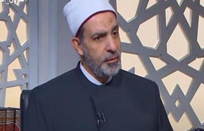 ما حكم من يخفي معلومات عن شريكه فى العمل؟.. أمين الفتوى يجيب