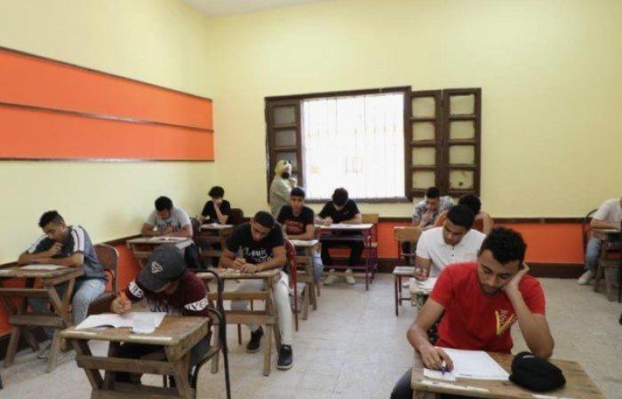 تقديم الصف الأول الثانوي 2025.. رابط التسجيل «الشروط والأوراق المطلوبة»