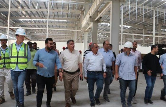 رئيس مدينة السادات بالمنوفية يتفقد مصنع "ميديا" الجديد ويشيد بالاستثمارات الضخمة