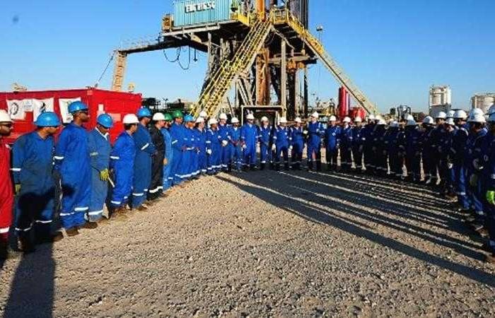 وزير البترول يجري زيارة ميدانية إلى موقع بئر ”بيجونا-2” الواقع ضمن منطقة امتياز ”نيو منزلة” بالدقهلية