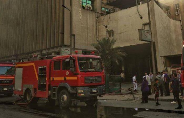 «الحماية المدنية» تبدأ عمليات التبريد داخل سنترال رمسيس لضمان عدم تجدد اشتعال النيران
