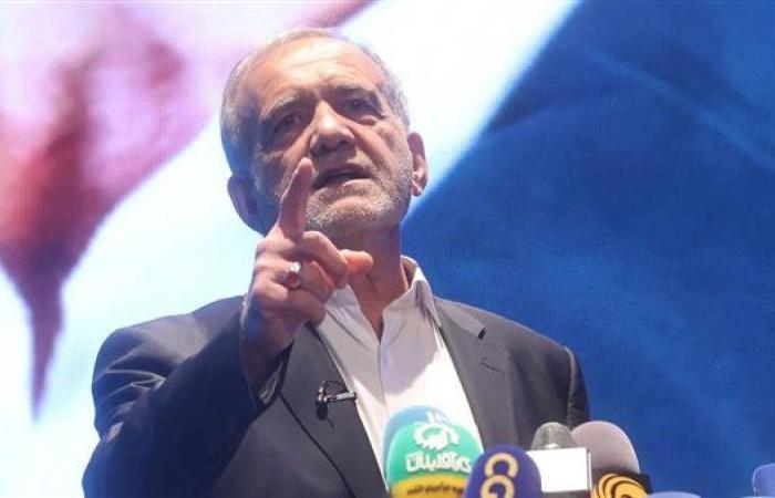 الرئيس الإيراني يدعو أمريكا إلى منع إسرائيل من إشعال المنطقة