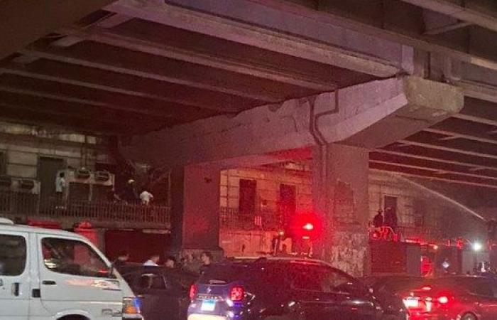 النيران تشتعل من جديد في الجزء الخلفي من سنترال رمسيس