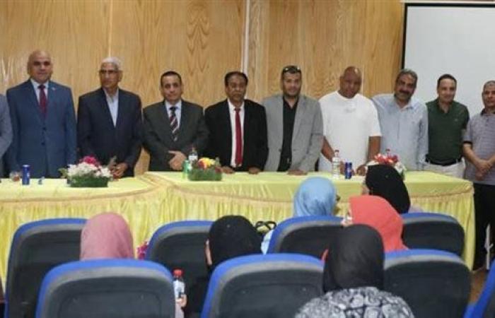 حفل تكريم المدير الإداري بجامعة جنوب الوادي الأهلية