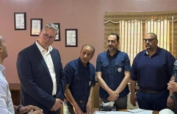 وزير البترول يتفقد غرفة العمليات بأوسوكو في جبل الزيت ويؤكد:"دعم مستمر لأسر المفقودين"