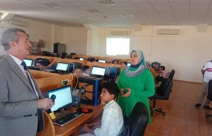 وكيل تعليم الوادي الجديد يتابع الأنشطة الصيفية بمقر المركز الاستكشافي بالخارجة