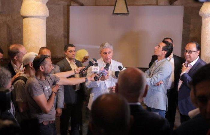 وزير السياحة ومحافظ القاهرة يفتتحان قبتي يحيي الشبيه وصفي الدين جوهر بعد ترميمهما