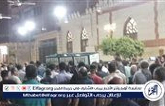 أهالي ميت غمر يشيعون جثمان المهندس محمد طلعت ضحية حريق سنترال رمسيس إلى مثواه الأخير | صور