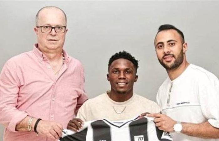 رسميًا.. الصفاقسي يتعاقد مع ترافيس موتيابا لاعب الزمالك السابق
