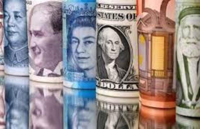 أسعار العملات اليوم الأربعاء: ارتفاع اليورو والريال السعودي وتراجع الجنيه الاسترليني