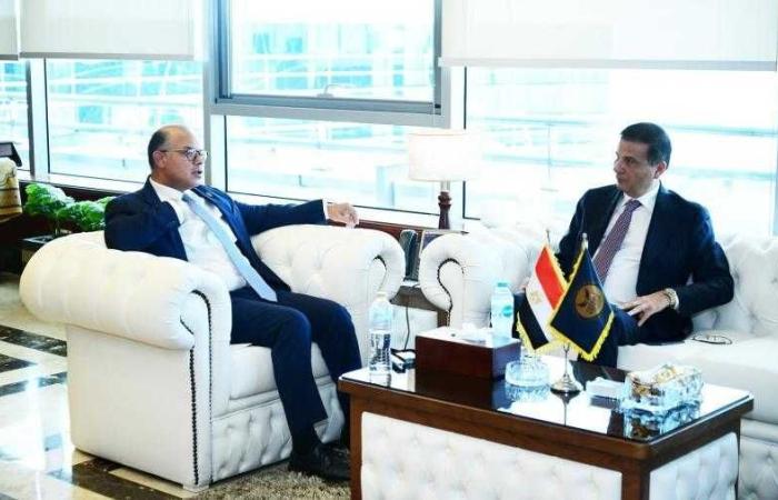 وزير
الزراعة:
صندوق
التكافل
الزراعي
ركيزة
أساسية
لدعم
صغار
المزارعين
والمربين
وحمايتهم
من
الكوارث - غاية السعودية