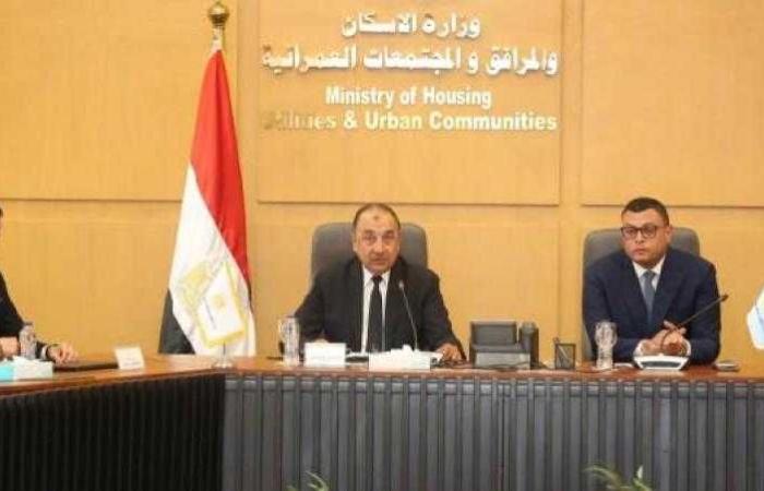 وزيرا الإسكان وقطاع الأعمال العام يبحثان مستجدات التعاون في تطوير عدد من الأصول وموقف المشروعات
