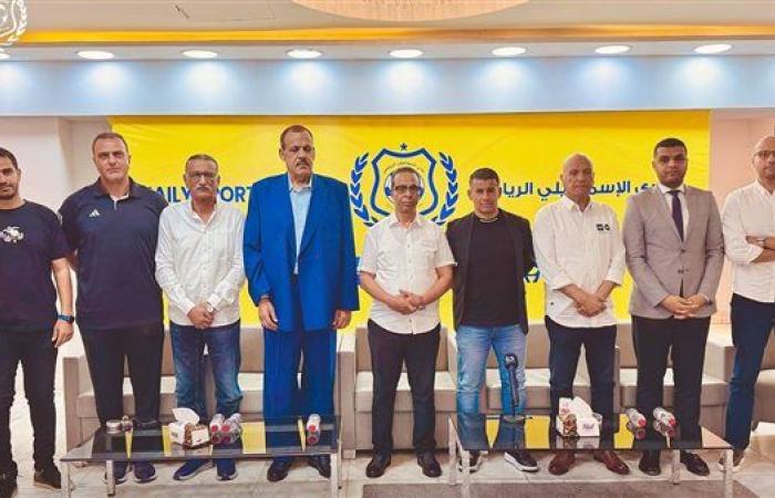مجلس الإسماعيلي ينفي إغلاق أبوابه بالسلاسل في وجه أعضاء الجمعية العمومية