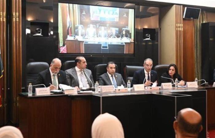نائب التنسيقية يهاجم الحكومة: لم تعتمد منهج المكاشفة مع الرأي العام في حريق سنترال رمسيس