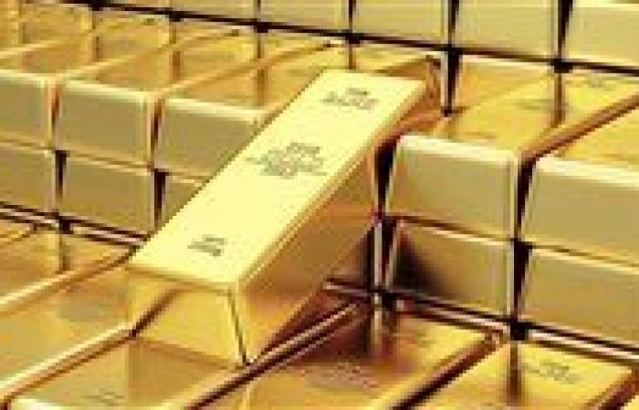 جرام الذهب عيار 21 يسجل 4620 جنيهًا.. وتراجع الأوقية 13 دولارًا