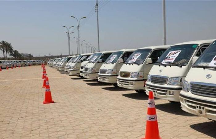 تسليم 200 ميكروباص جديد ضمن مبادرة تطوير منظومة نقل الركاب بالمنيا