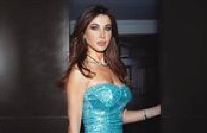أحدث ظهور.. نانسي عجرم تتألق بفستان أزرق لامع