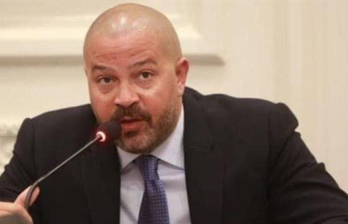 رابطة الأندية المحترفة تفتح المزاد على الأهلى والزمالك.. بيع مباريات الدورى لقناة رياضية عربية