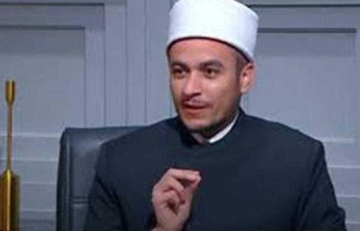 ما حكم من حج ولم يزر قبر النبي ﷺ .. أمين الفتوى يٌجيب