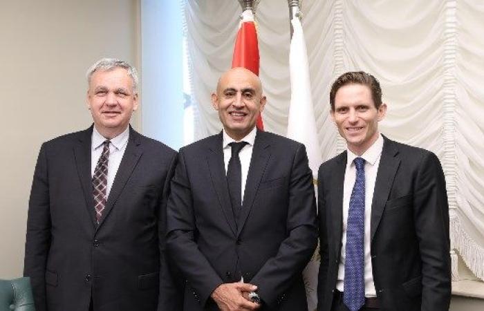 وزير التربية والتعليم يستعرض مع السفير الألماني آخر مستجدات إطلاق مشروع "المدارس المصرية–الألمانية"
