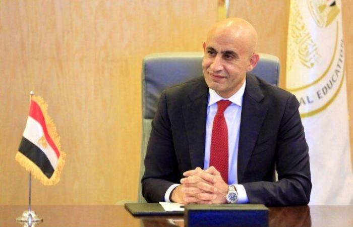 «التعليم» تُعلن معايير القبول بمدارس التكنولوجيا التطبيقية والتعليم المزدوج 2026