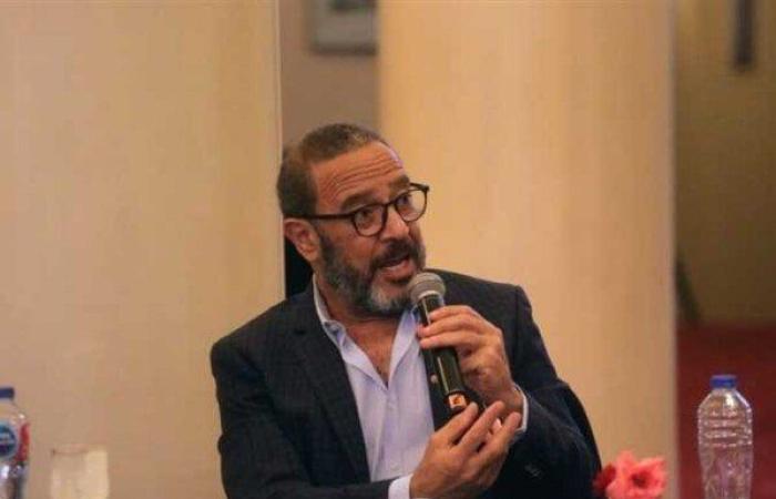 بالبلدي: أشرف
      عبد
      الباقي:
      «سوكسيه»
      تجربة
      لدعم
      مواهب
      فرق
      الهواة
      وتحقيق
      حلم
      الظهور
      على
      المسرح
