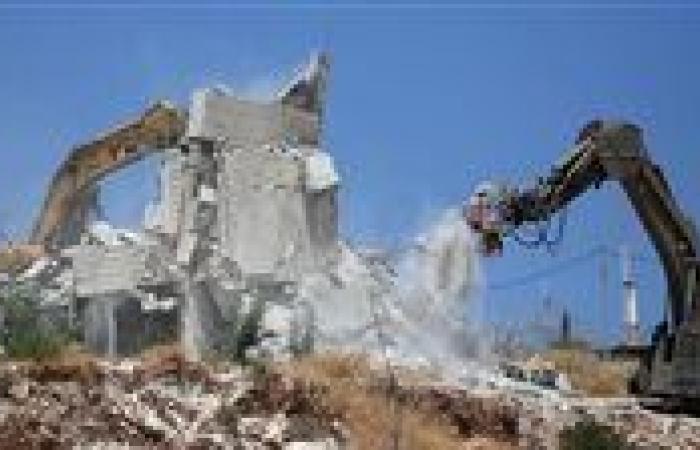 الاحتلال يواصل هدم وحرق المباني السكنية في طولكرم ونور شمس بالضفة