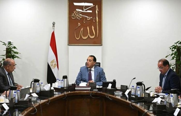 مدبولي: التزام حكومي بتوفير الوقود لمحطات الكهرباء وسداد المديونيات لضمان استقرار الخدمة