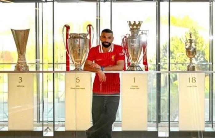شبكة "GIVEMESPORT" البريطانية تضع محمد صلاح في قائمة أساطير البريميرليج