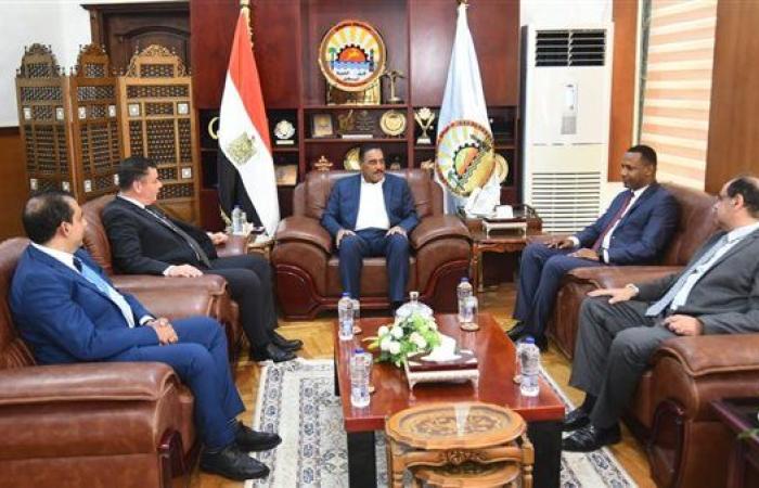 محافظ مطروح يستقبل رئيس مجلس إدارة شركة كارجاس