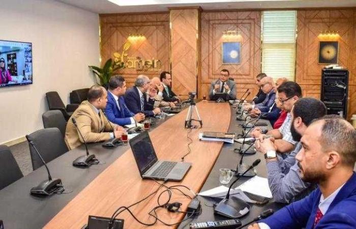 وزير الإسكان يترأس اجتماع اللجنة التنسيقية العليا لمتابعة ملفات العمل بكل المدن