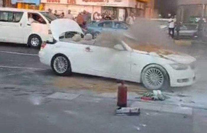 دون إصابات.. حريق في سيارة ملاكي بكورنيش البحر بالإسكندرية