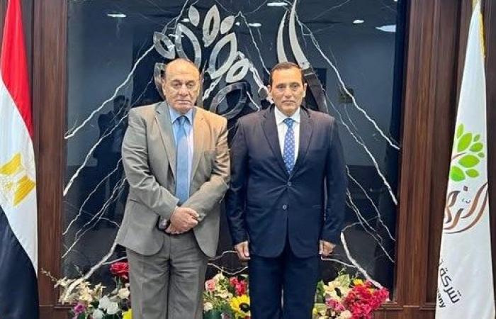 «الريف المصري الجديد» تبحث التعاون مع مجموعة «نات إنيرجي الخرافي» في مجالات الزراعة التعاقدية والطاقة المتجددة