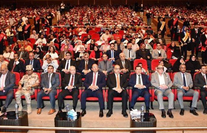 احتفالية وطنية بجامعة حلوان تخليدا لذكرى 30 يونيو و23 يوليو