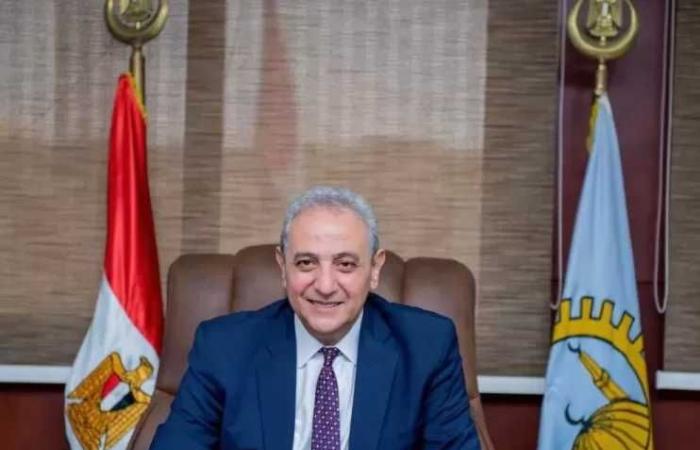 عروس
      الدلتا
      تتحرك
      بخطى
      ثابتة
      نحو
      منظومة
      متكاملة
      لإدارة
      المخلفات
      بالمحلة
